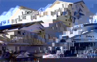 Zirkys Lodge - Surfers Gold Coast 0