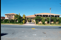 Grand Manor Motor Inn - Surfers Gold Coast