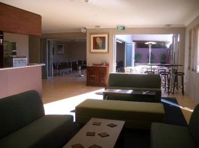 Lismore Bounty Motel - Surfers Gold Coast 2