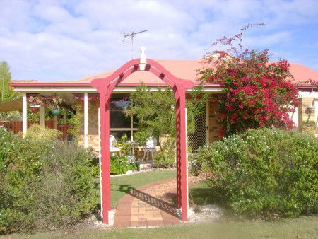 Angels Beach Lodge - Surfers Gold Coast 0