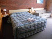 KY COUNTRY ROADS MOTOR INN - Surfers Gold Coast 4