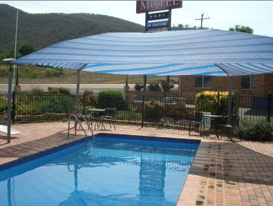 Almond Inn Motel - Surfers Gold Coast 2