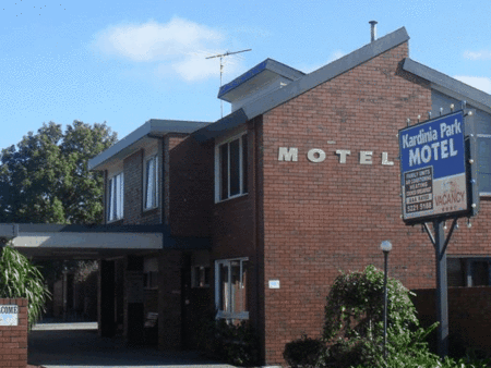 Kardinia Park Motel - Surfers Gold Coast