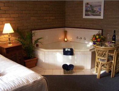 Albury Classic Motor Inn - Surfers Gold Coast 1