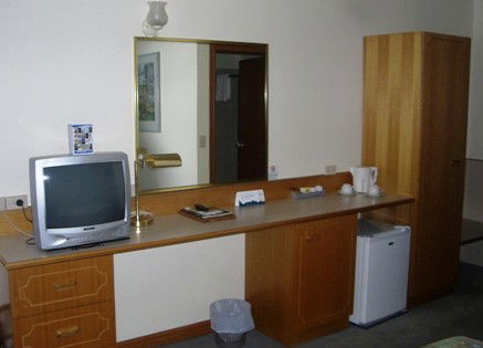 St Georges Motor Inn - Surfers Gold Coast 3