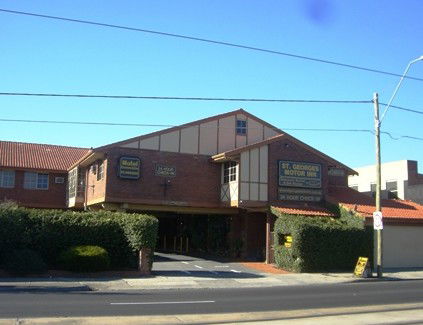 St Georges Motor Inn - Surfers Gold Coast 4