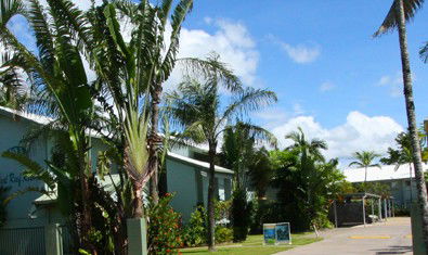 Coral Reef Resort  Holiday Apartments - Surfers Gold Coast 1