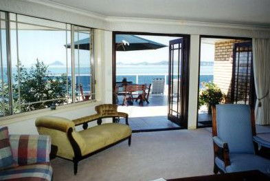The Mitchells Waterfront B & B - Surfers Gold Coast 0