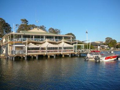 The Mitchells Waterfront B & B - Surfers Gold Coast 1
