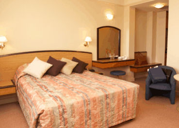 Perth Ambassador Hotel - Surfers Gold Coast 2