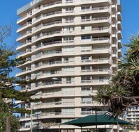 Rainbow Place Holiday Apartments - Surfers Gold Coast