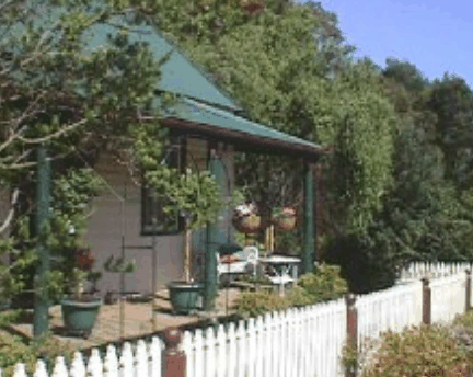 Trines Cottage - Surfers Gold Coast