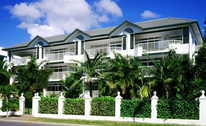 Costa Royale Beachfront Apartments - Surfers Gold Coast 0