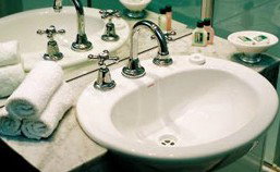 Knightsbridge Apartments - Surfers Gold Coast 2