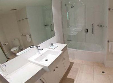 Regatta Riverfront Apartments - Surfers Gold Coast 3