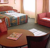 Embassy Motel - Surfers Gold Coast
