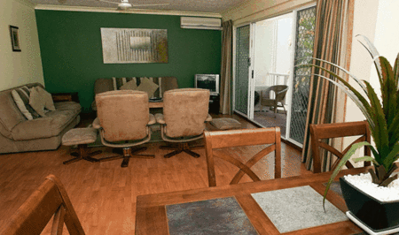 Surfers Tradewinds - Surfers Gold Coast 2