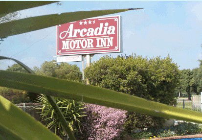 Arcadia Motor Inn - Surfers Gold Coast 2