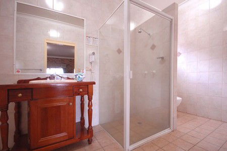 Country Gardens Motor Inn - Surfers Gold Coast 1