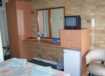 Governors Hill Motel - Surfers Gold Coast 2