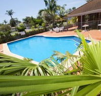 Island Palms Motor Inn - Surfers Gold Coast