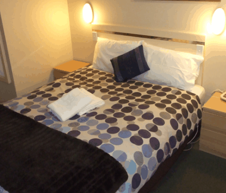 Lilac City Motor Inn & Streakhouse - Surfers Gold Coast 2
