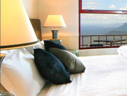 Echoes Hotel And Restaurant - Surfers Gold Coast 1