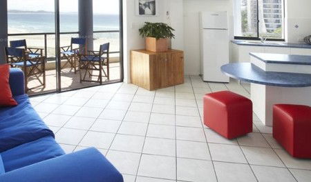 Komune Resorts And Beach Club - Surfers Gold Coast 1