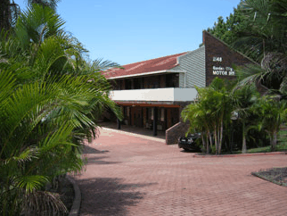 Garden City Motor Inn - Surfers Gold Coast 1