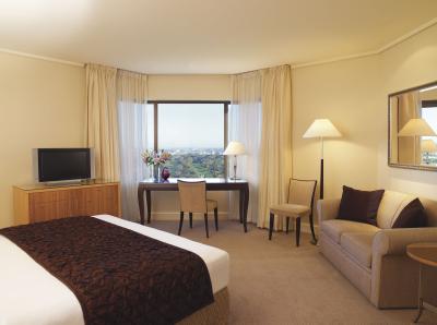 Intercontinental Adelaide - Surfers Gold Coast 0