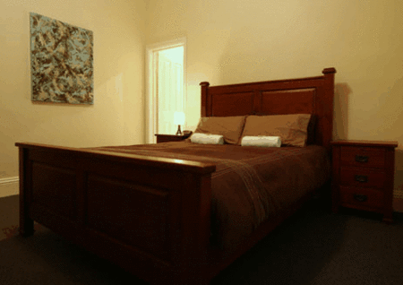 Tumby Bay Hotel And Seafront Apartments - Surfers Gold Coast