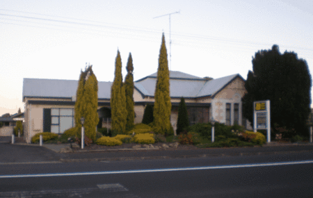 Le Cavalier Court Motel - Surfers Gold Coast 1