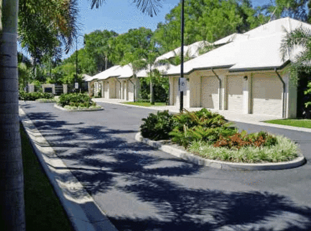 Lahania By The Sea - Surfers Gold Coast 2
