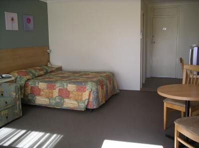Country Comfort Orange - Surfers Gold Coast 4