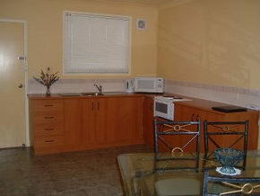 Hopkins House Motel & Apartments - Surfers Gold Coast 5