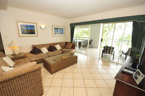 Trinity Waters Apartments - Surfers Gold Coast 5