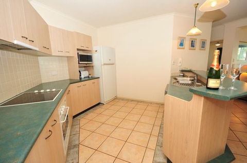 Trinity Waters Apartments - Surfers Gold Coast 7