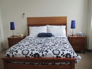 The Plough Hotel - Surfers Gold Coast 3