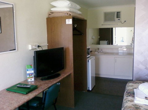 Admella Motel - Surfers Gold Coast 1