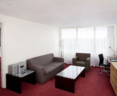 Holiday Inn Melbourne Airport - Surfers Gold Coast 4