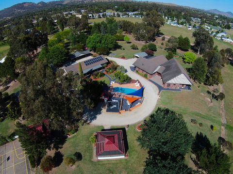 Greenvale Holiday Units - Surfers Gold Coast 0