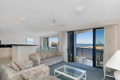 Windward Passage, Golden Beach - Surfers Gold Coast 13
