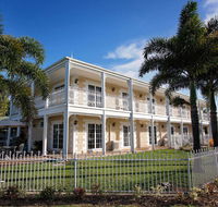 White Lace Motor Inn - Surfers Gold Coast