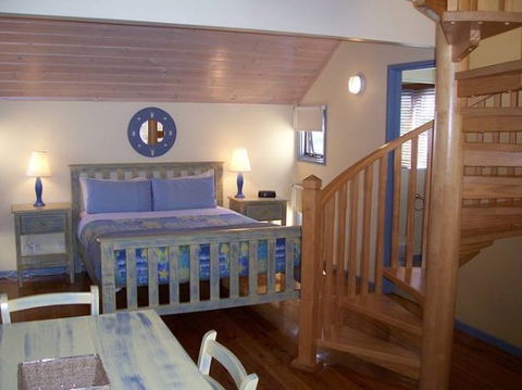Rayville Boat Houses - Surfers Gold Coast 2