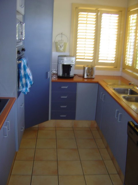 Hastings Cove Holiday Apartments - Surfers Gold Coast 2