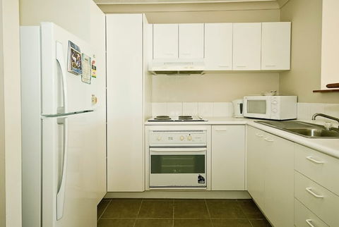 Bay Lodge Apartments - Surfers Gold Coast 1