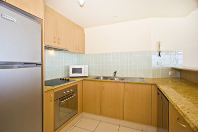 19th Avenue On The Beach - Surfers Gold Coast 11