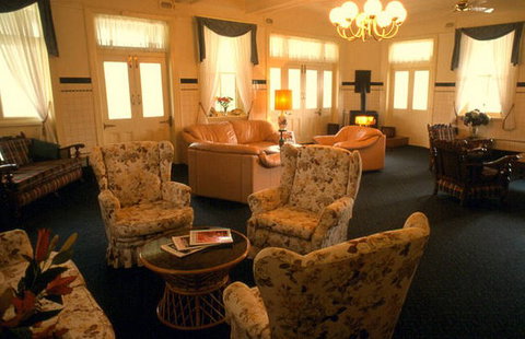 Abernethy Guesthouse - Surfers Gold Coast 3