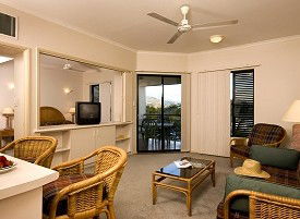 Tropic Towers Apartments - Surfers Gold Coast 4