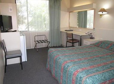 Acacia Motel - Surfers Gold Coast 0